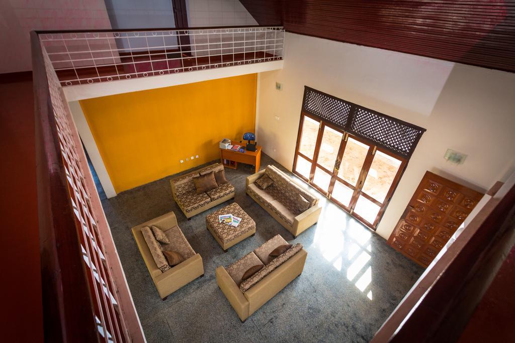 Dayanithi Guest House Jaffna Extérieur photo
